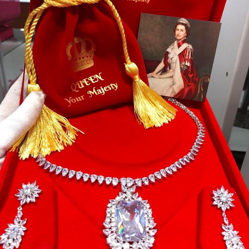 royal collection jewelry set